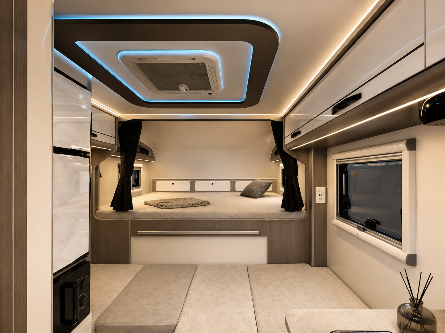 Spacious Convertible Lounge
