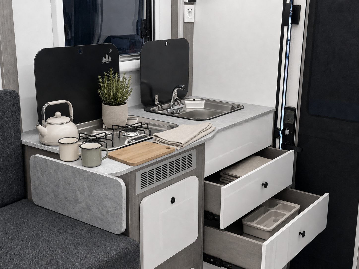 Efficient Kitchen Storage